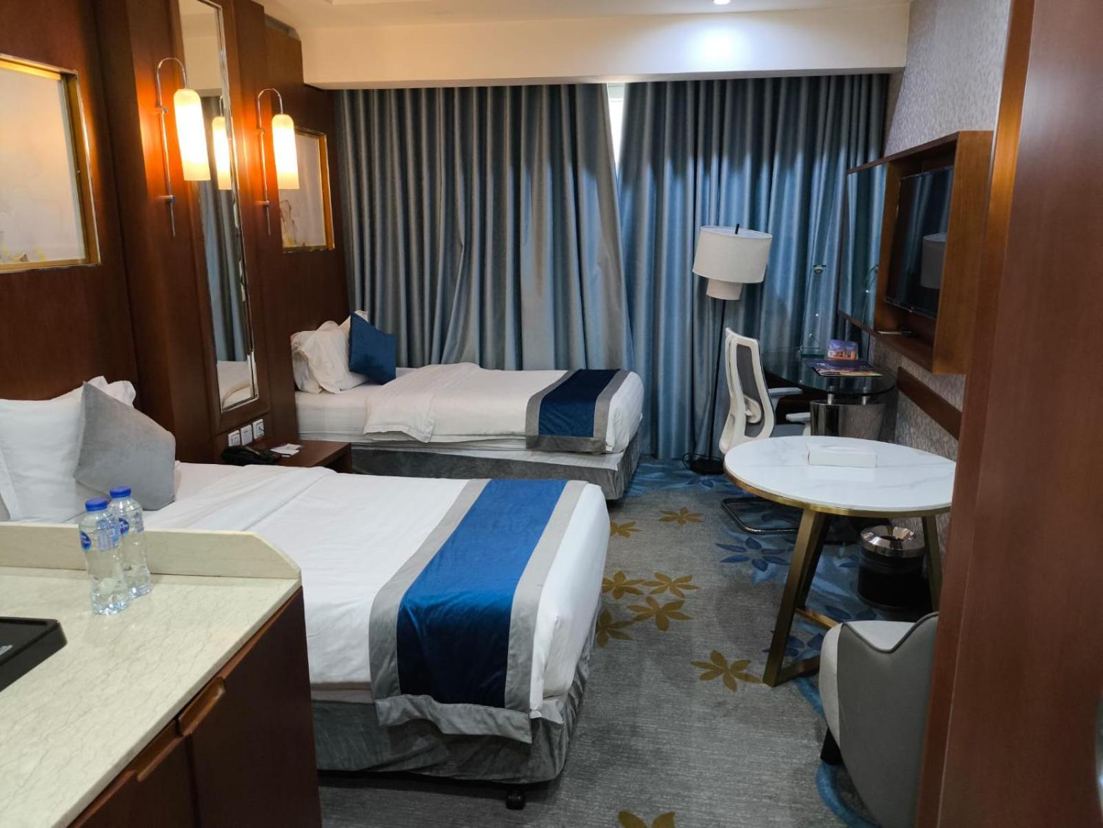 Warwick Al Dabab Hotel 4*